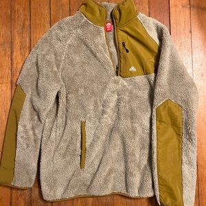 Eastern Mountain Sports Large 3/4 Zip Fuzzy Sweater